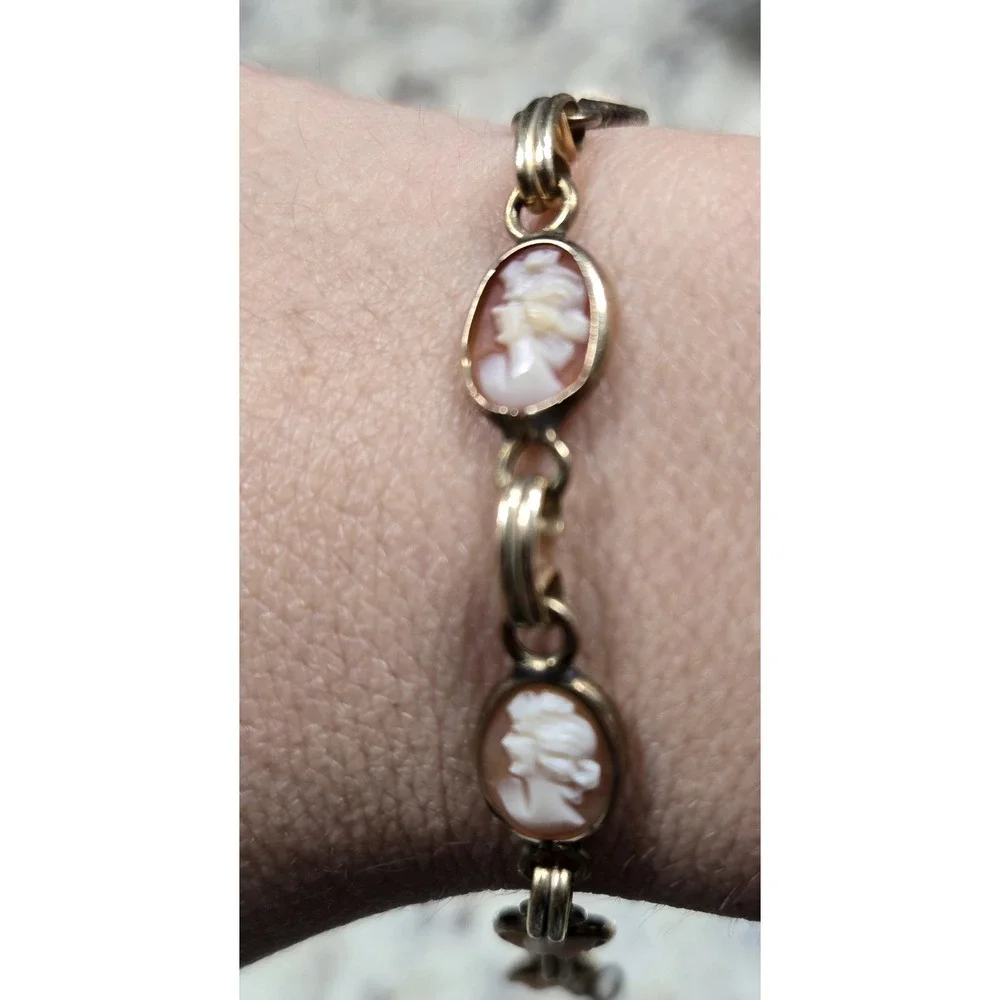 Vintage/Antique‎ 12k Gold Filled Carved Cameo Bracelet - Picture 7 of 10